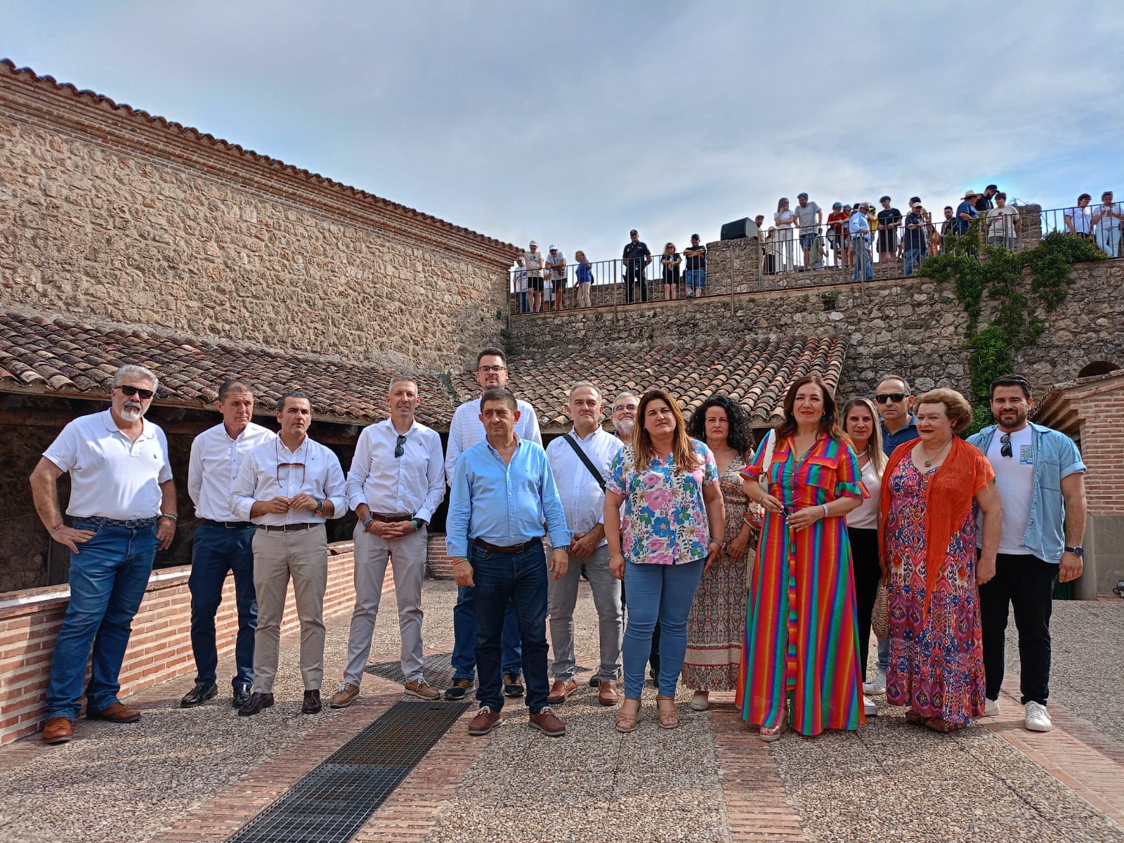 En este momento estás viendo Reyes subraya la contribución del Festival del Aire para posicionar Jaén como destino para los deportes aéreos