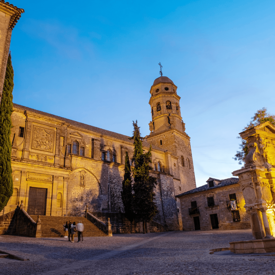 En este momento estás viendo Diputación recibirá más de 912.000 euros para fortalecer la actividad comercial de las zonas turísticas de Baeza y Cazorla